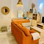 Appartamento Lovely In Close To Puente *
