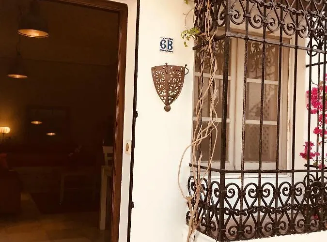 Lovely In Close To Puente *