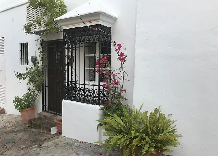 Lovely In Close To Puente *