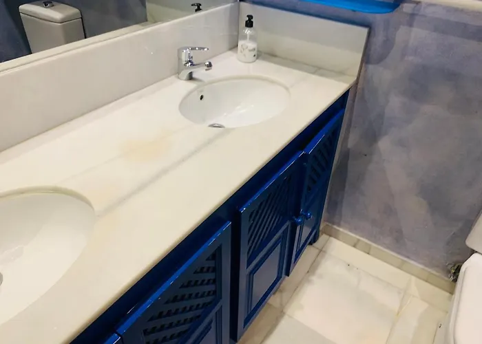 Апартаменты Lovely In Close To Puente Марбелья