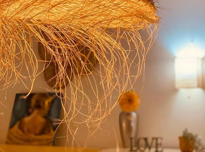 Апартаменты Lovely In Close To Puente