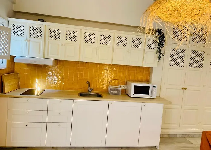 Апартаменты Lovely In Close To Puente Марбелья