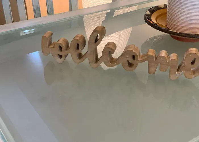 Апартаменты Lovely In Close To Puente