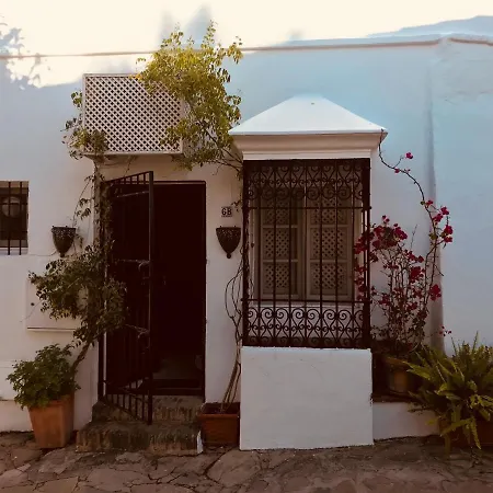 Apartment Lovely In Close To Puente