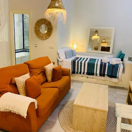 Lovely In Close To Puente Apartment