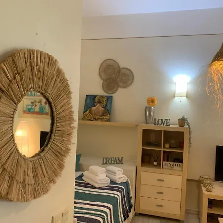 Lovely In Close To Puente Apartment *