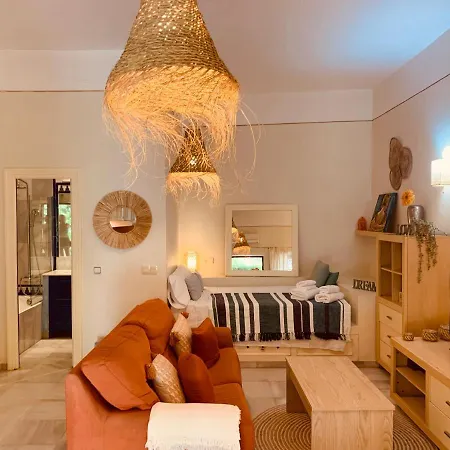 Lovely In Close To Puente Apartment *