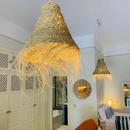 Apartment Lovely In Close To Puente *