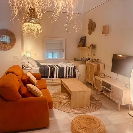 Apartment Lovely In Close To Puente