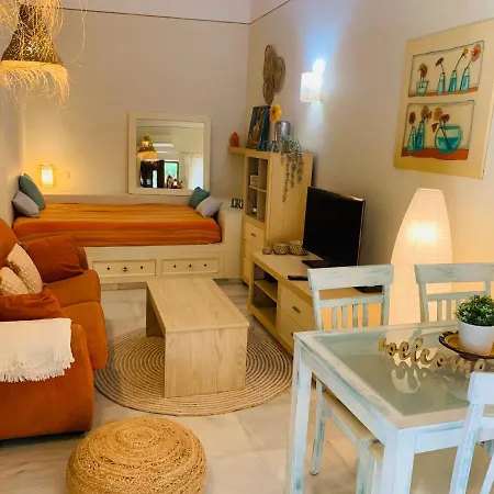 Lovely In Close To Puente Appartement