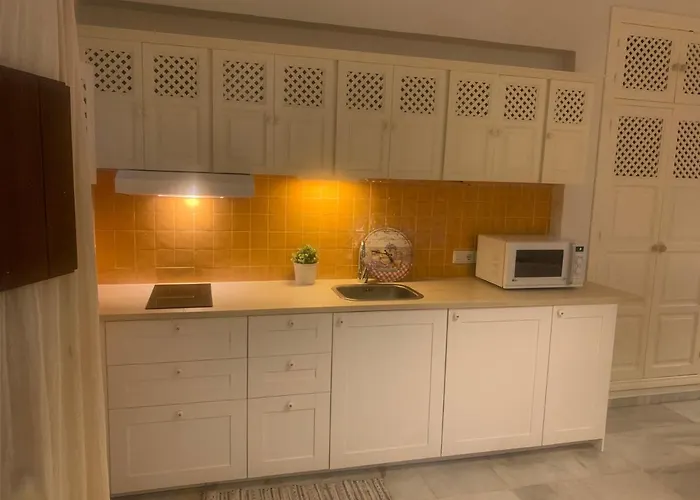 Lovely In Close To Puente