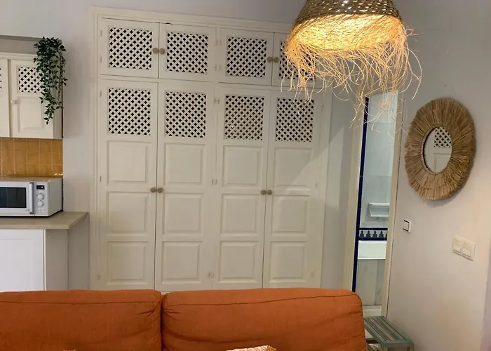 Lovely In Close To Puente