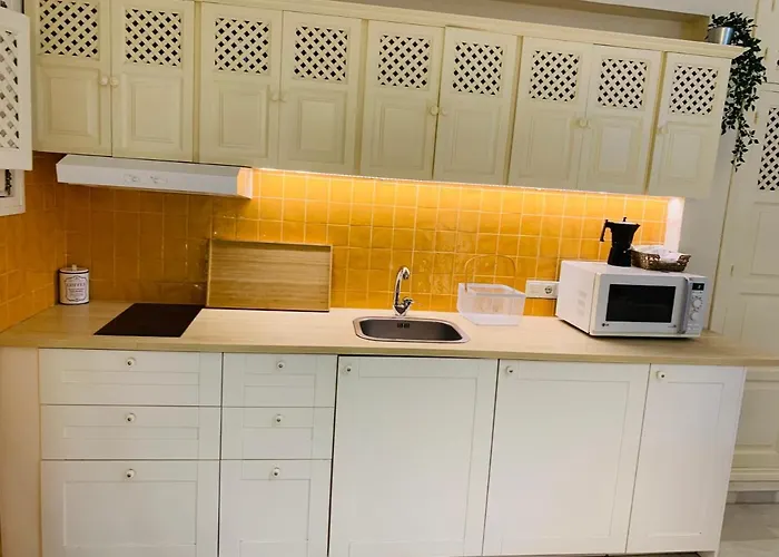 Lovely In Close To Puente