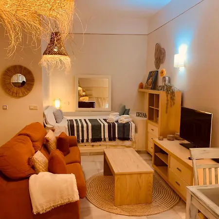 Lovely In Close To Puente *