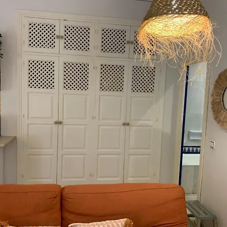 Lovely In Close To Puente