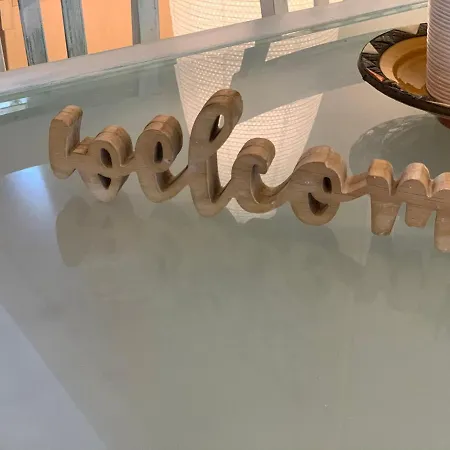 Διαμέρισμα Lovely In Close To Puente